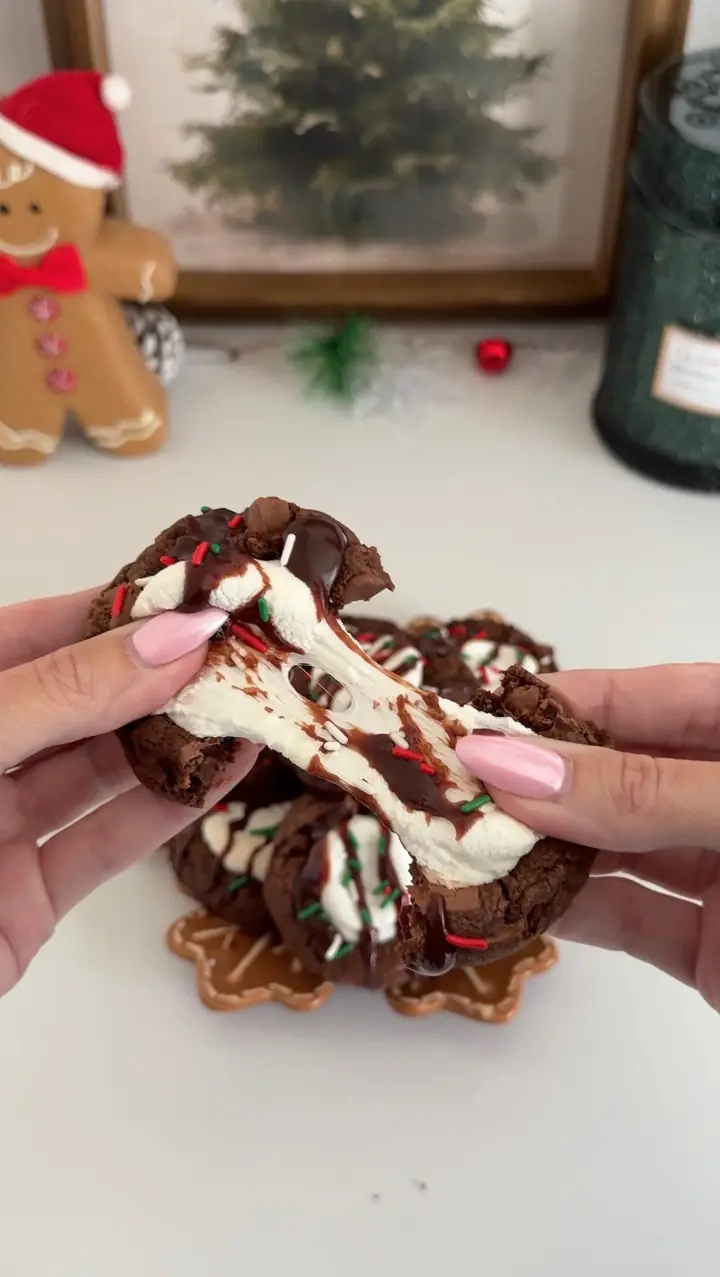 Home bakers start Christmas cookies early