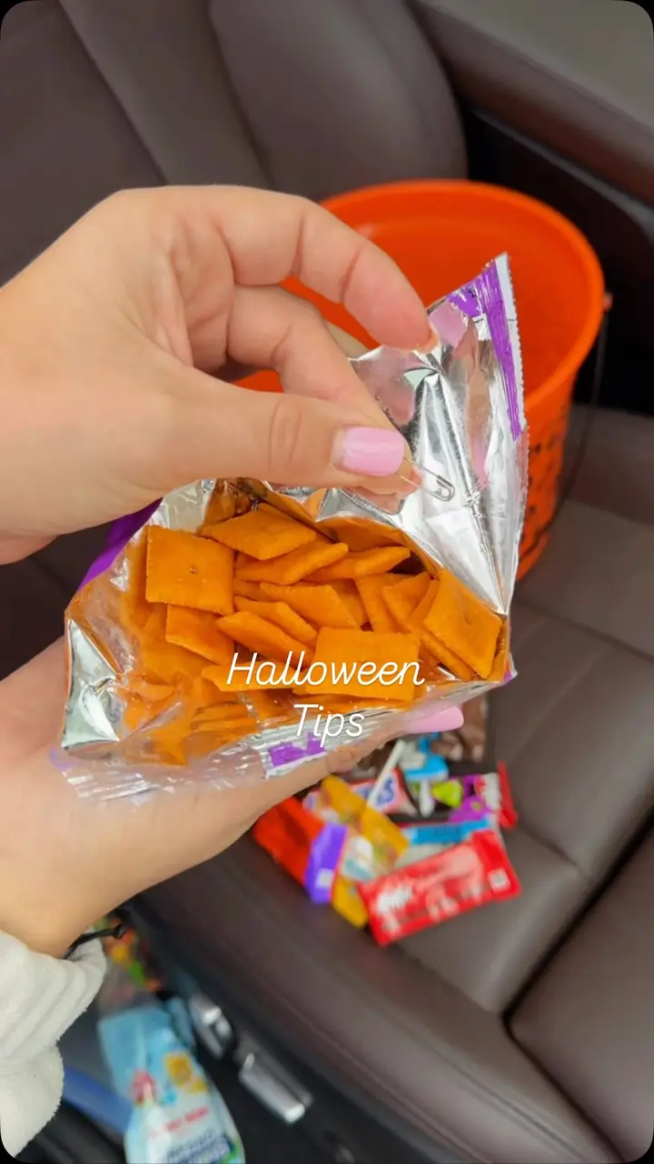 US families get ready for trick-or-treating